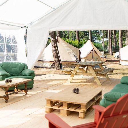 Готель The Spot Surfcamp Біскарросс Екстер'єр фото
